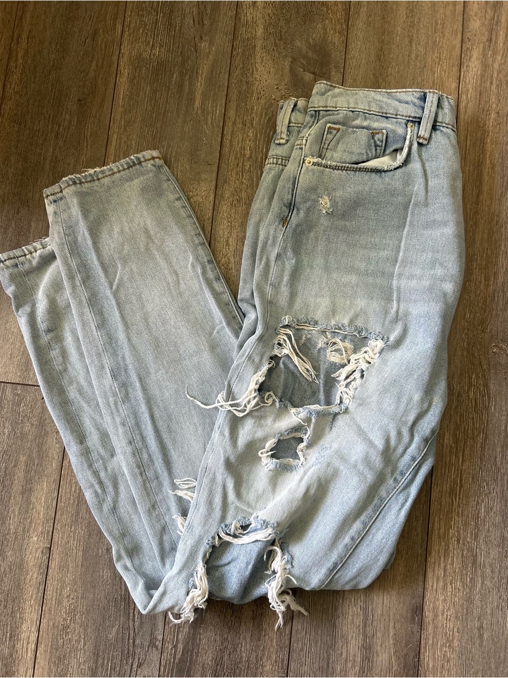 BDG Mom High Rise Jeans